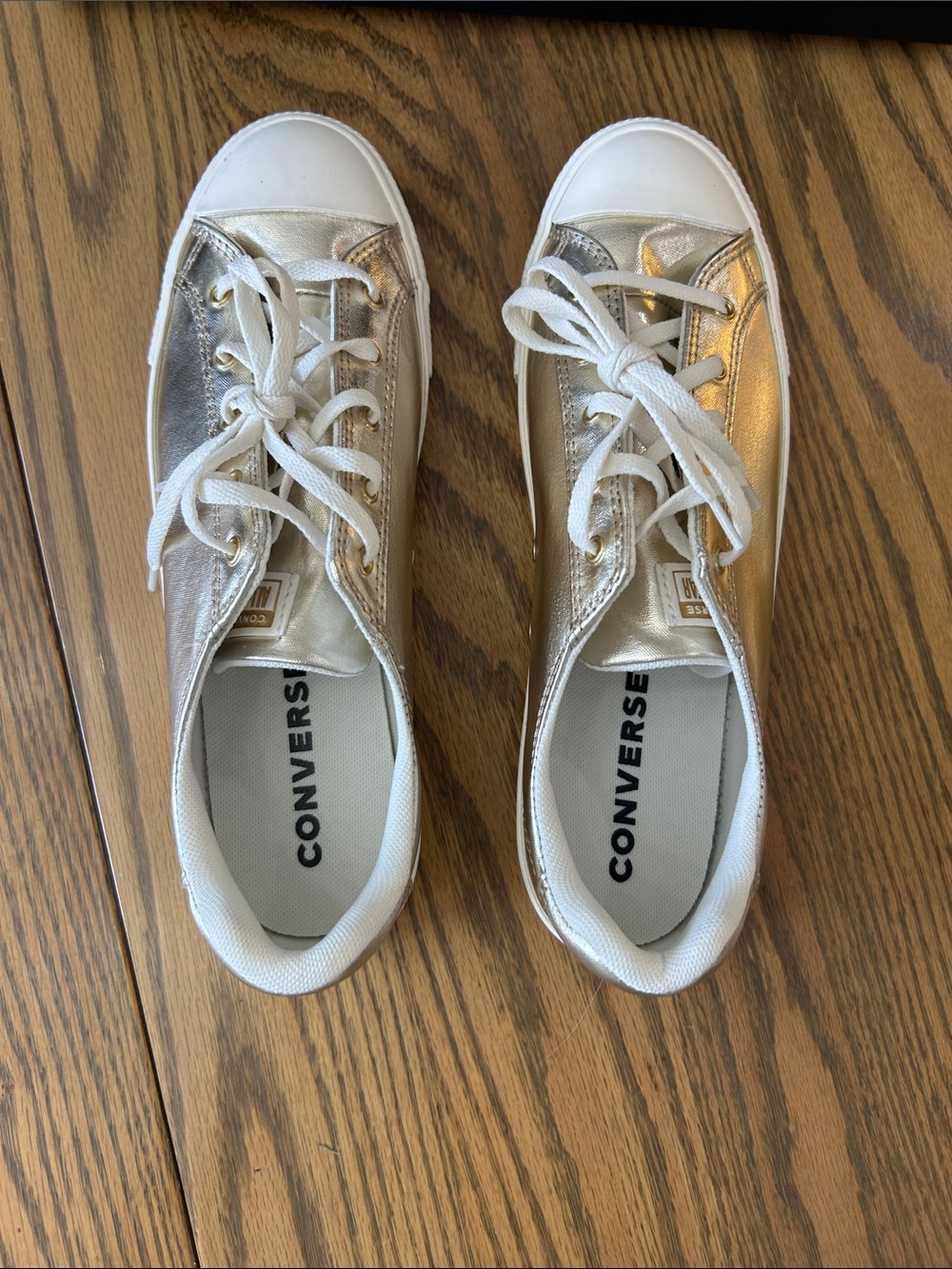 Converse metallic gold dainty Lucky Low Top Sneakers, size 9, NIB - Picture 8 of 11